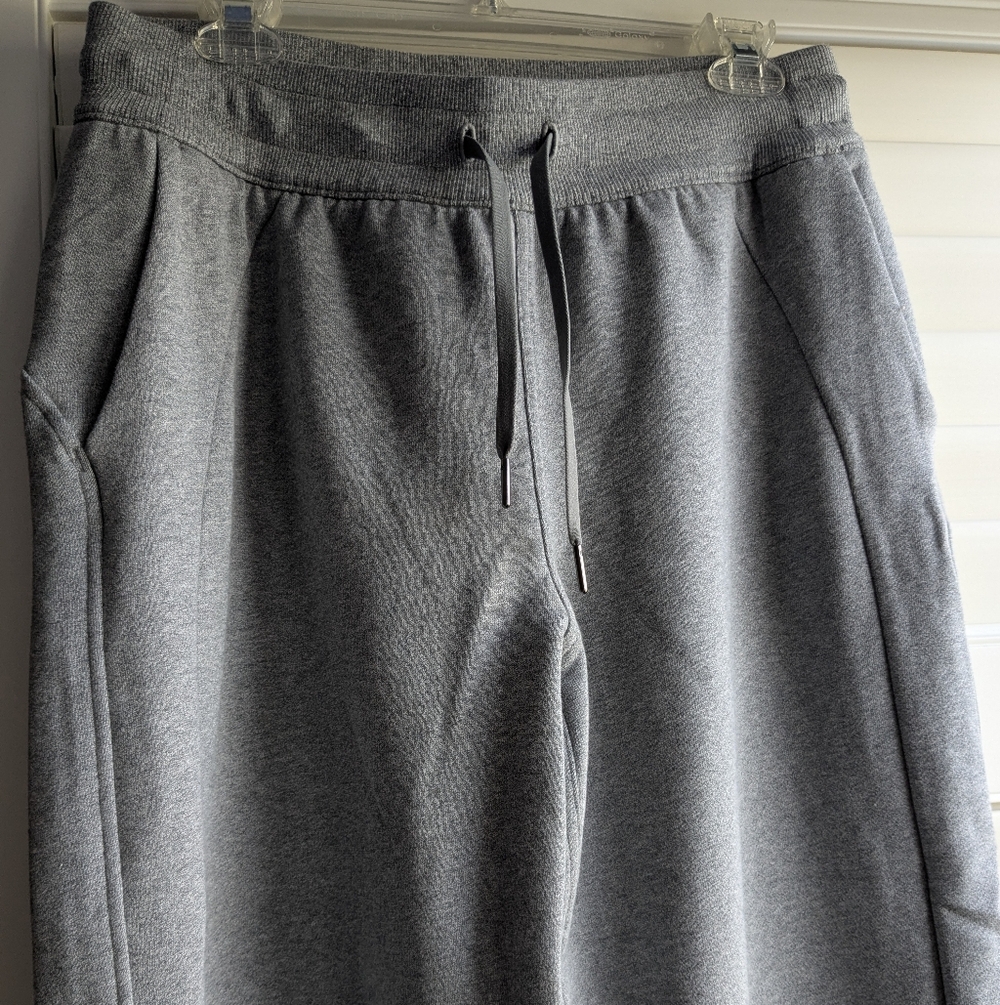 Lululemon Scuba Mid-Rise Wide-Leg Pant Regular
